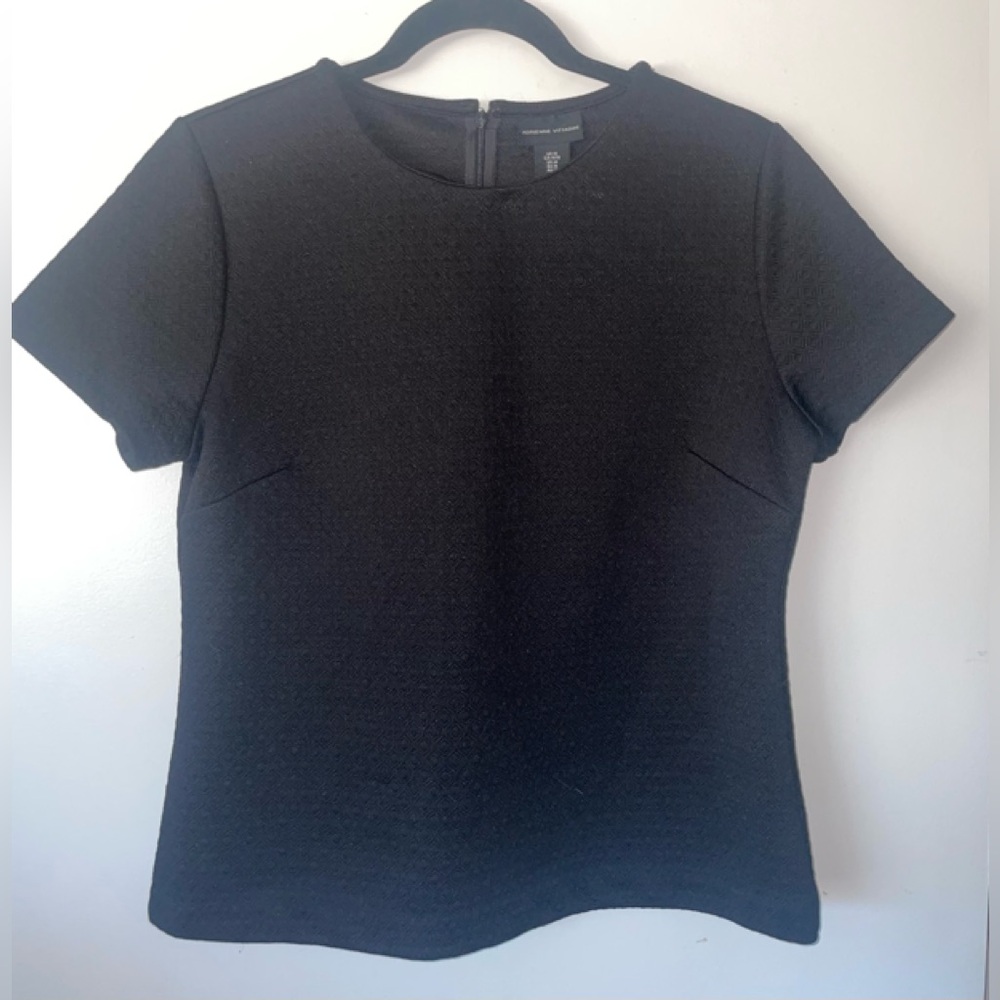 ADRIENNE VITTADINI BLACK SHORT SLEEVE PULLOVER BACK-ZIPPER WOMENS TOP/BLOUSE